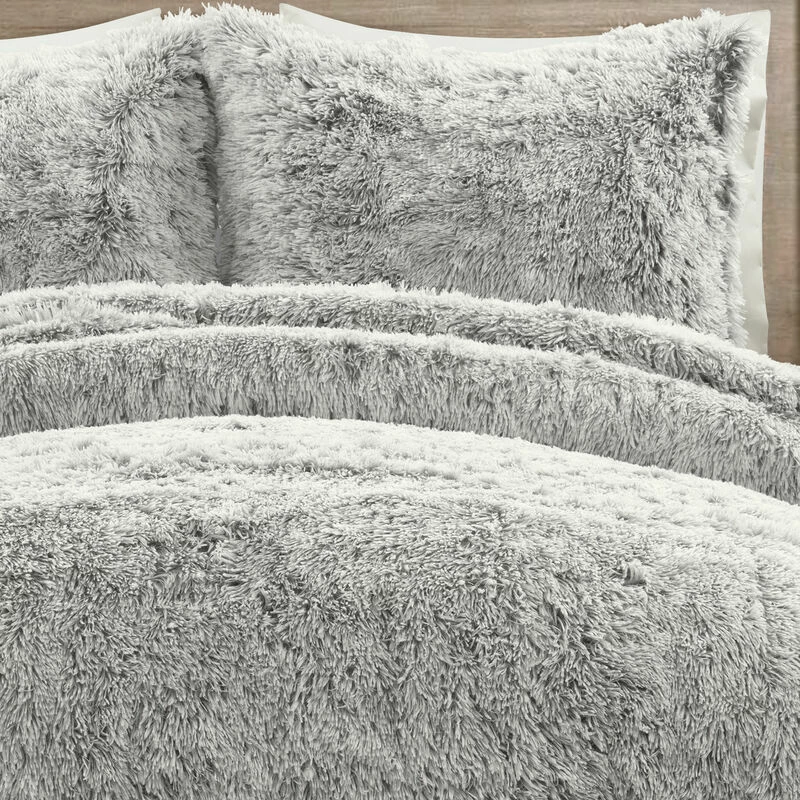 Emma Cozy Ultra Soft Two Tone Faux Fur Comforter 3-Pc Set Gray 5 Emma Cozy Ultra Soft Two Tone Faux Fur Comforter 3-Pc Set Gray - Image 5