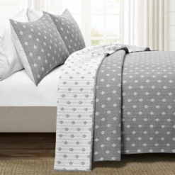 Hygge Kantha Pick Stitch Yarn Dyed Cotton Jacquard Quilt/Coverlet 3Pc Set Gray/OffWhite 10 Hygge Kantha Pick Stitch Yarn Dyed Cotton Jacquard Quilt/Coverlet 3Pc Set Gray/OffWhite -Bed Linings Sales 2024 bdbc80b726064111990c60b2ded8b01e