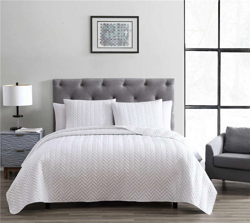 Birch 3 Piece Queen Quilt Set White White 2 Birch 3 Piece Queen Quilt Set White White - Image 2